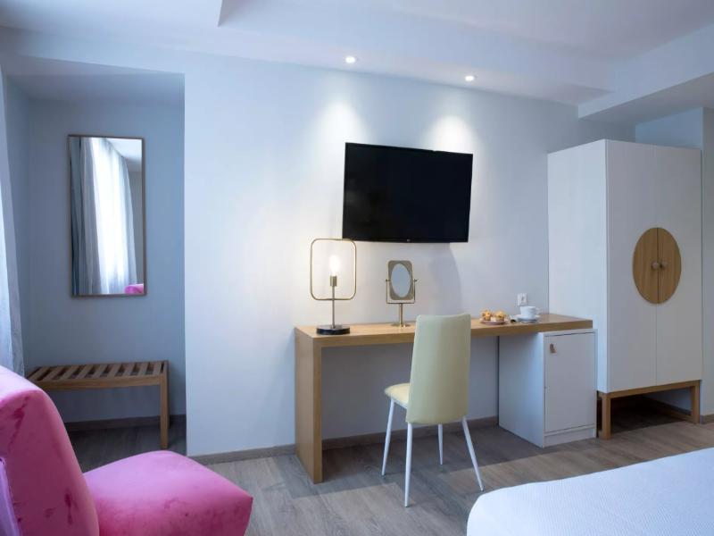 Alley Boutique Hotel & Spa image