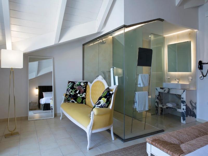 Alley Boutique Hotel & Spa image