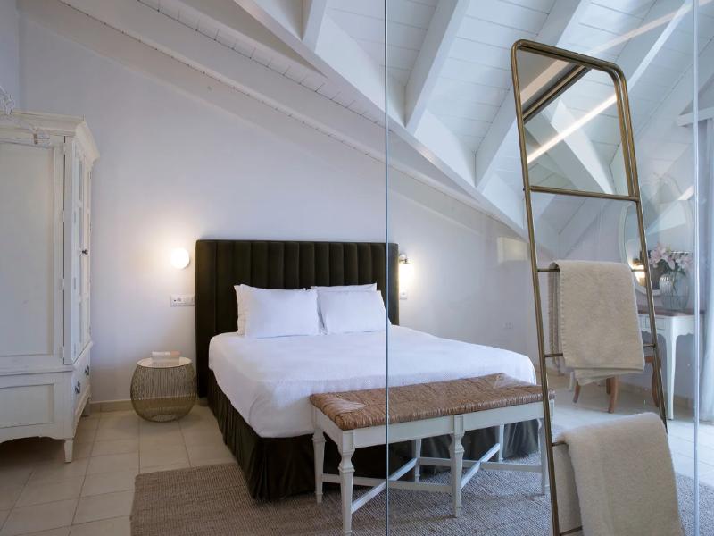 Alley Boutique Hotel & Spa image
