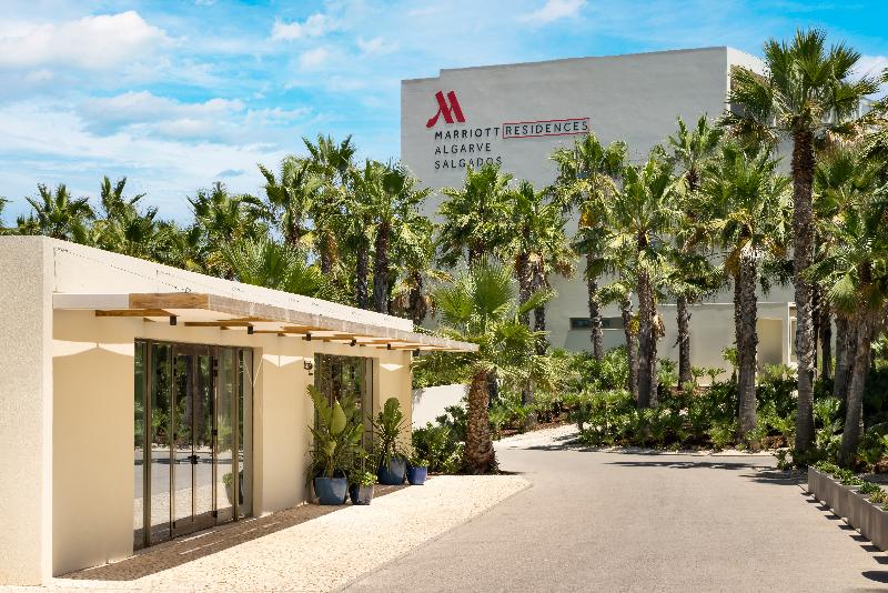 Marriott Residences Salgados Resort image