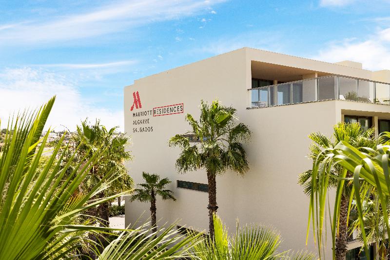 Marriott Residences Salgados Resort image