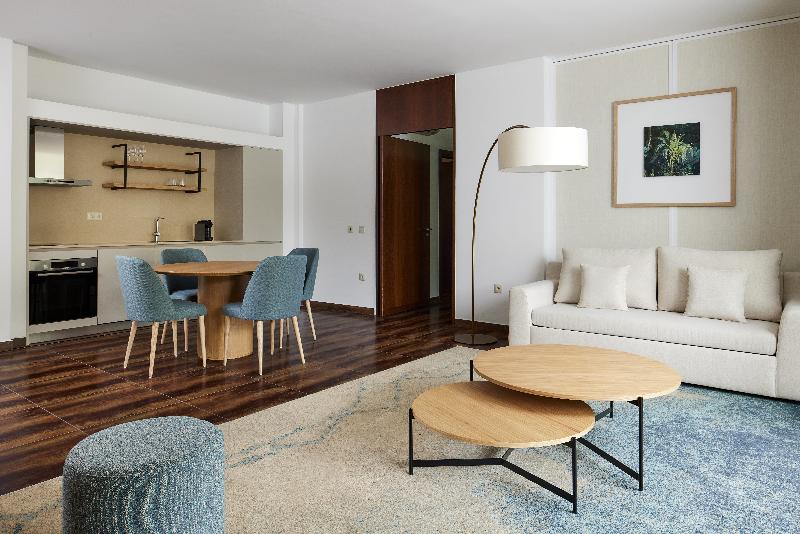 Marriott Residences Salgados Resort image