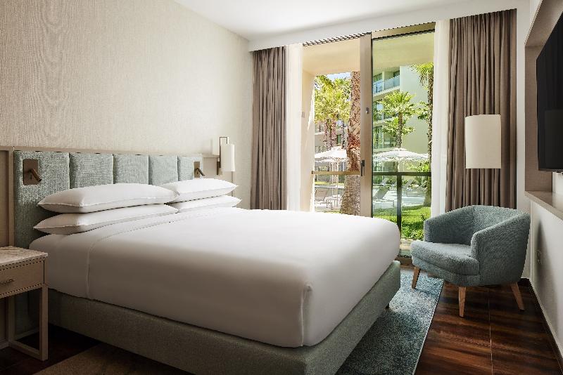 Marriott Residences Salgados Resort image