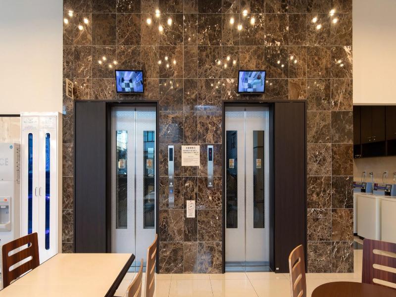 Toyoko Inn Chiba Makuhari image