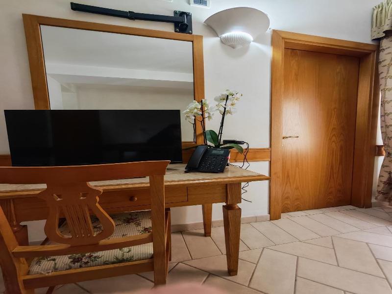 Hotel Pace image