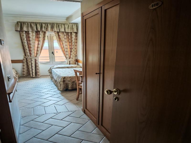 Hotel Pace image