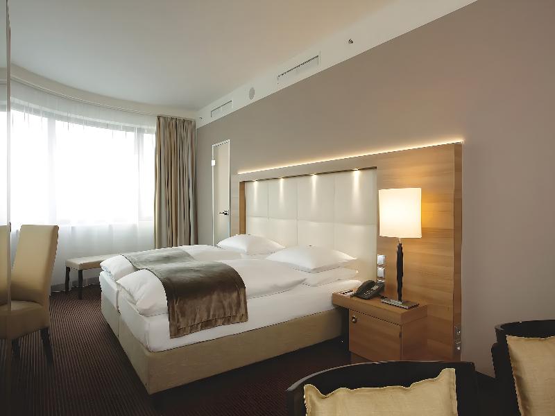 Hotel Berlin Alexanderplatz by Leonardo Hotels image
