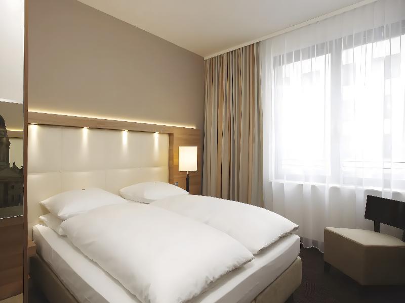 Hotel Berlin Alexanderplatz by Leonardo Hotels image