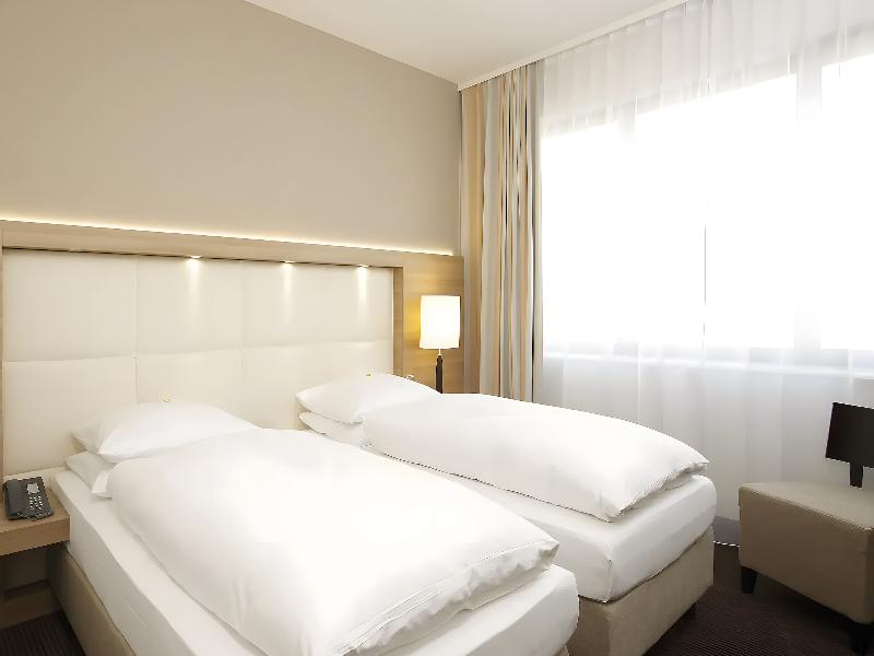 Hotel Berlin Alexanderplatz by Leonardo Hotels image