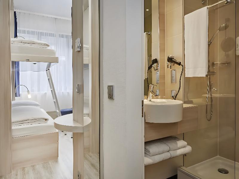 Leonardo Smart Hotel Berlin Alexanderplatz image