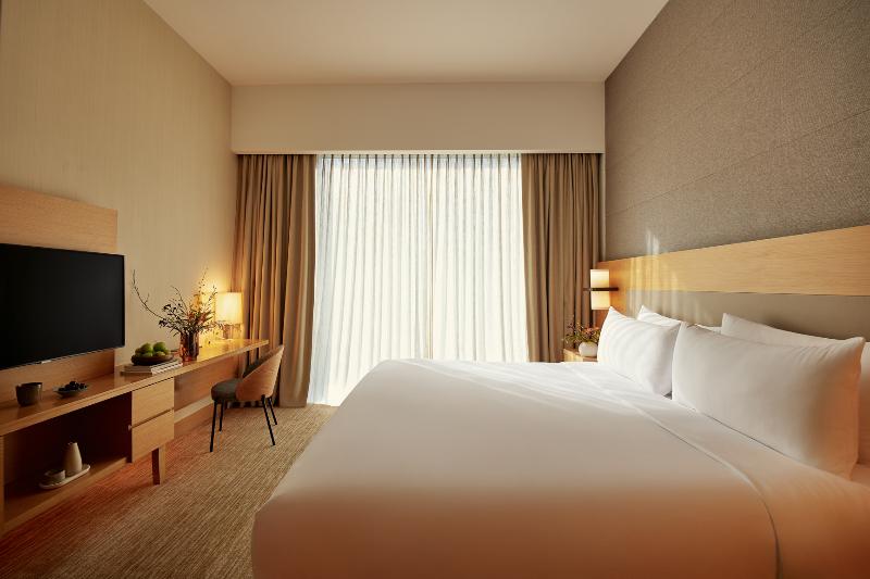 Oasia Resort Sentosa by Far East Hospitality image