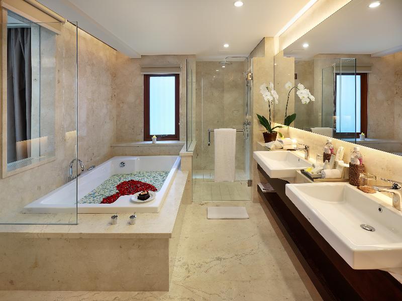 Royal Kamuela Villas & Suites Ubud – Adult Only image