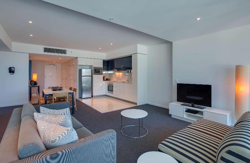 Hilton Surfers Paradise Hotel & Residences image