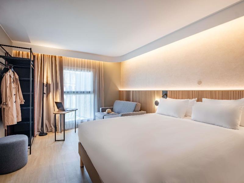 Novotel Marseille Centre Gare St Charles image