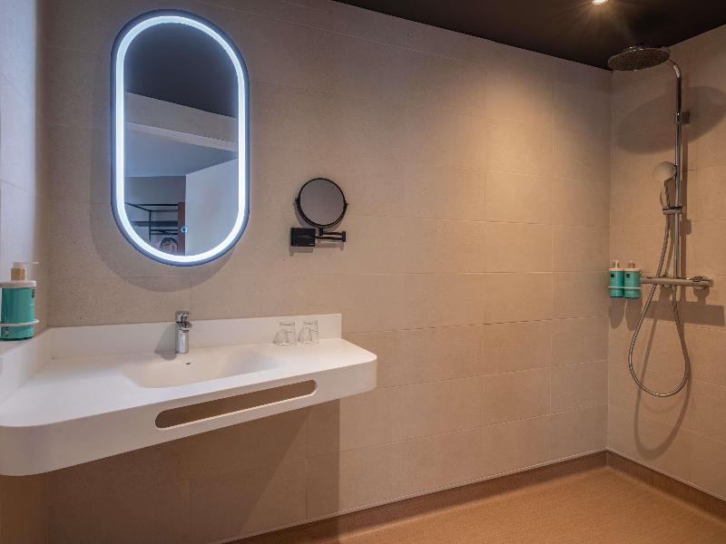 Novotel Marseille Centre Gare St Charles image