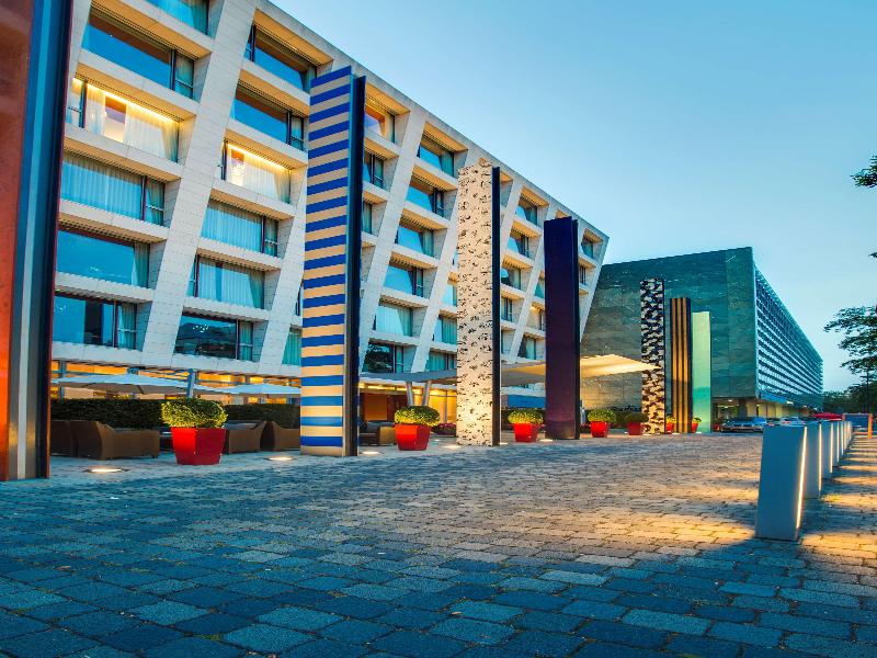 Radisson Blu Media Harbour Hotel image