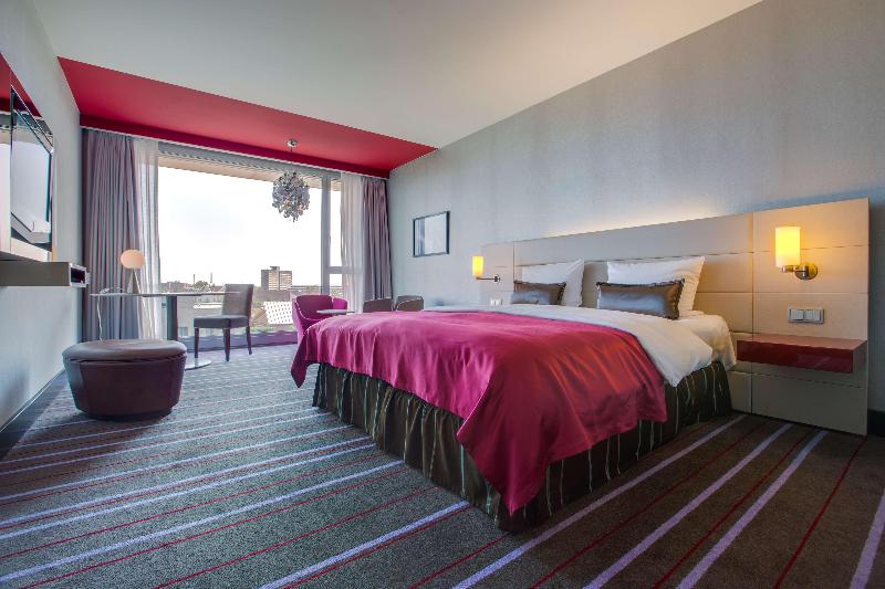 Radisson Blu Media Harbour Hotel image