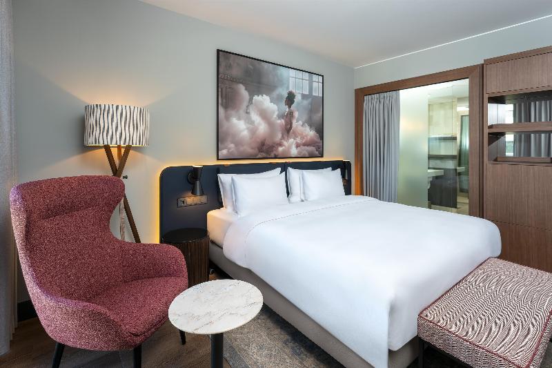 Radisson Blu Media Harbour Hotel image