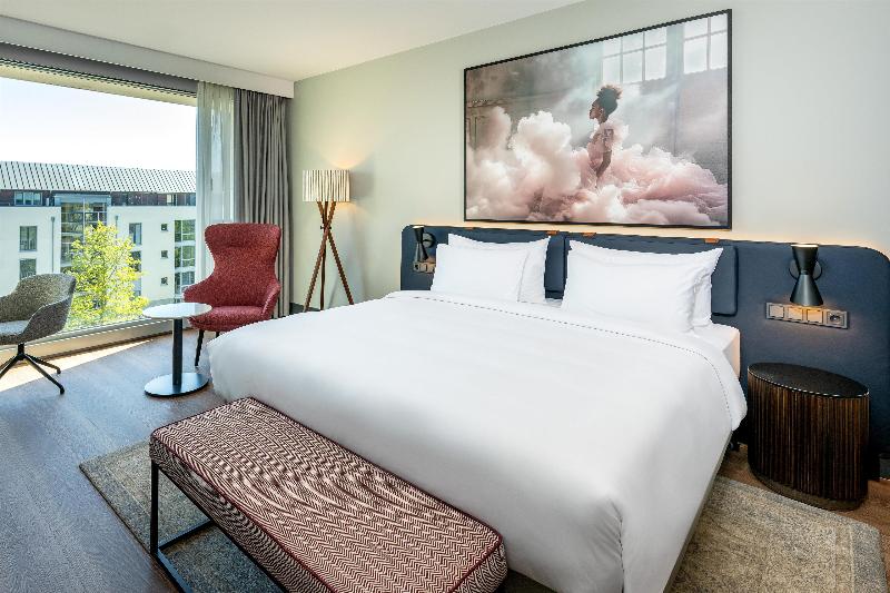 Radisson Blu Media Harbour Hotel image