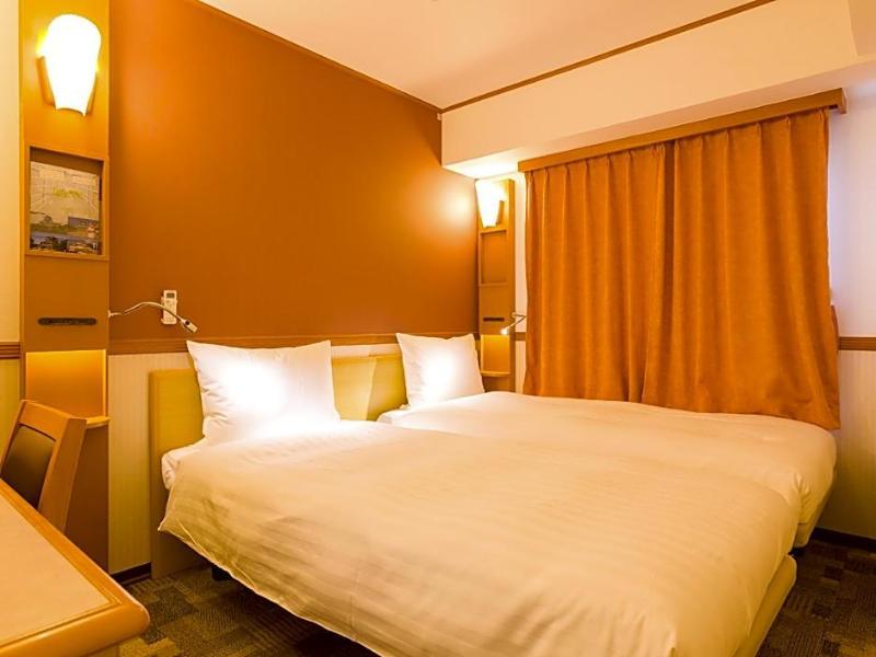 Toyoko Inn Kobe Minatogawa Koen image