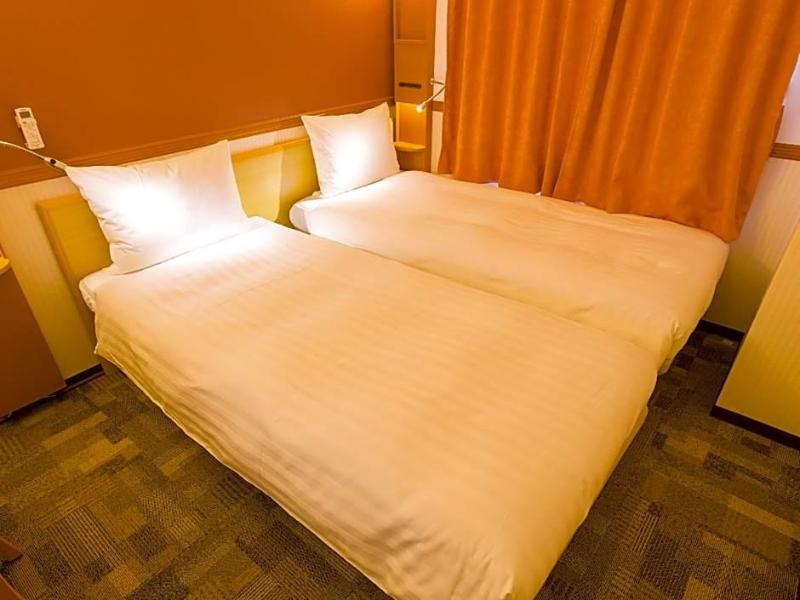 Toyoko Inn Kobe Minatogawa Koen image