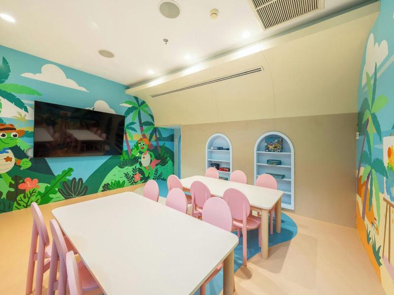 Marriott's Phuket Beach Club image