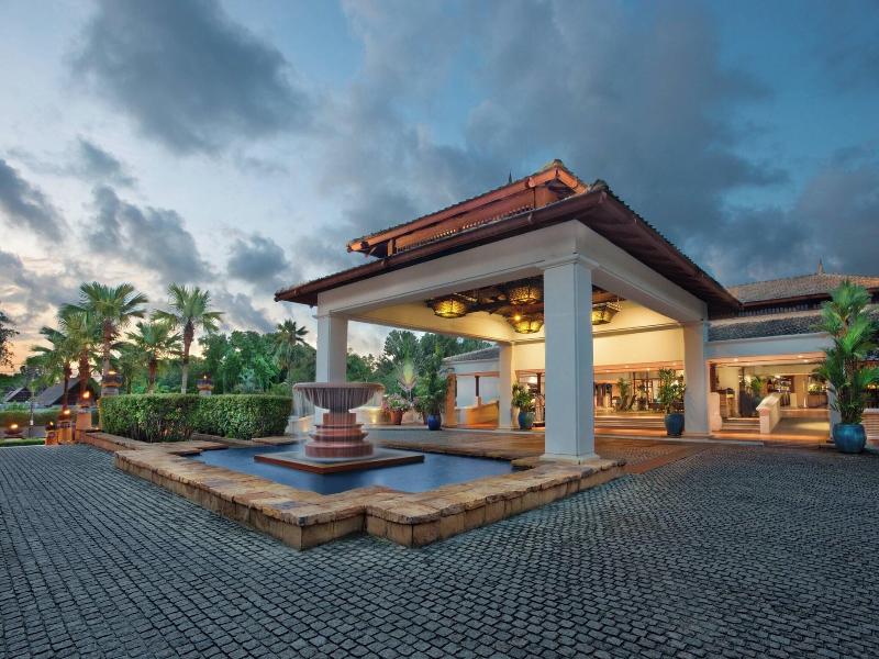 Marriott's Phuket Beach Club image
