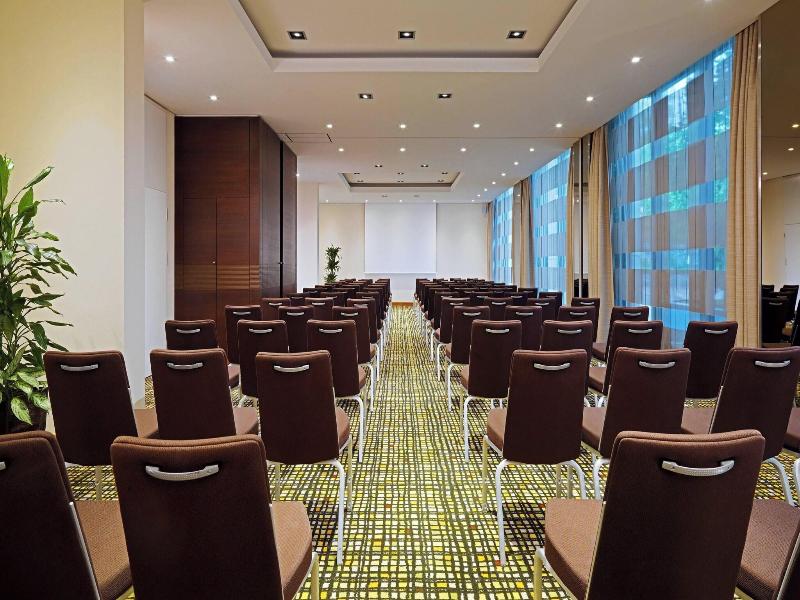 Sheraton Essen Hotel image
