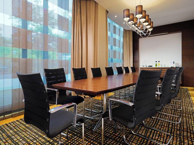 Sheraton Essen Hotel image