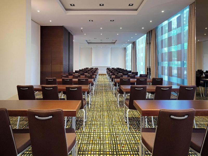 Sheraton Essen Hotel image