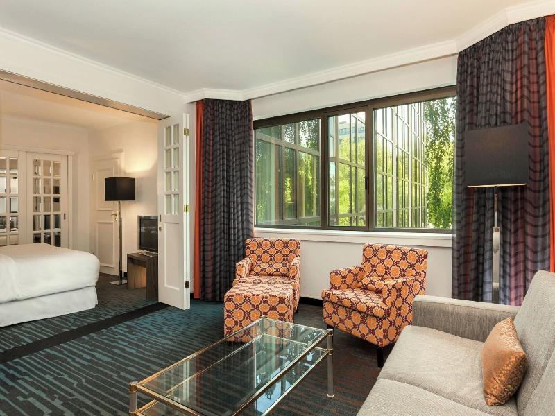 Sheraton Essen Hotel image
