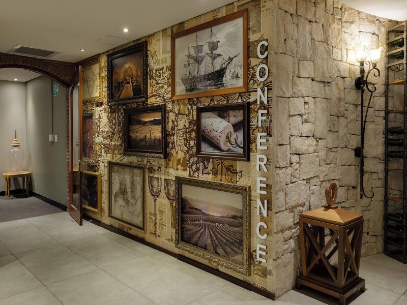 Protea Hotel Cape Town Durbanville image