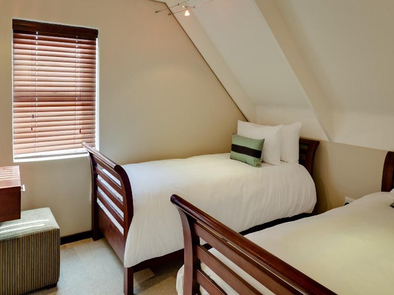 Protea Hotel Cape Town Durbanville image