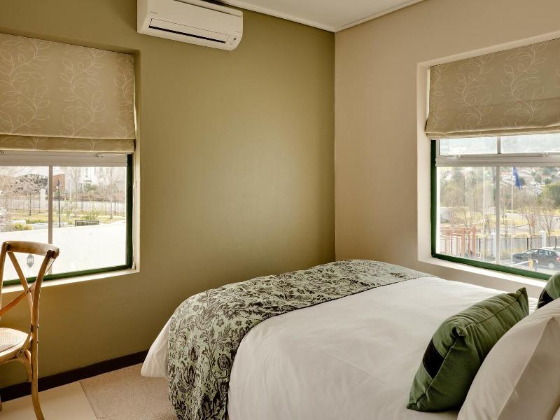 Protea Hotel Cape Town Durbanville image