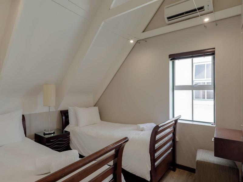 Protea Hotel Cape Town Durbanville image
