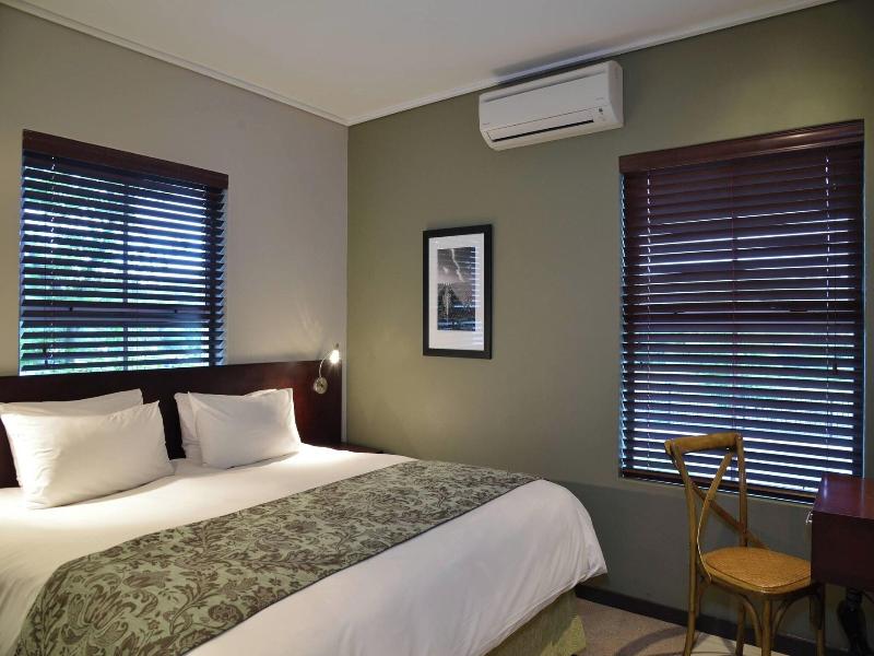 Protea Hotel Cape Town Durbanville image