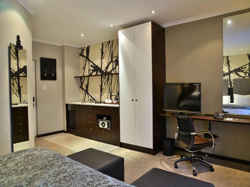 Protea Hotel Cape Town Durbanville image