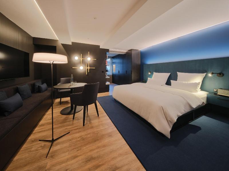 Hotel Am Sophienpark image
