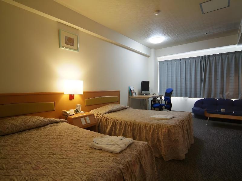Hotel Crown Hills Himeji image