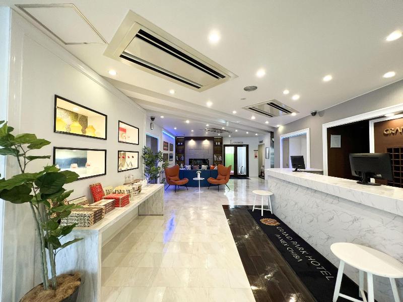Grand Park Hotel Panex Chiba image