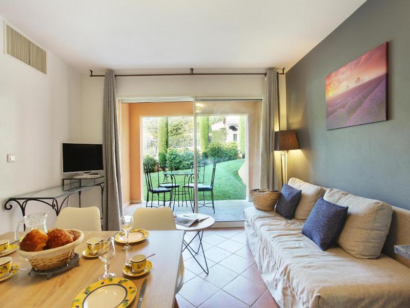 Residence Odalys La Licorne de Haute Provence image