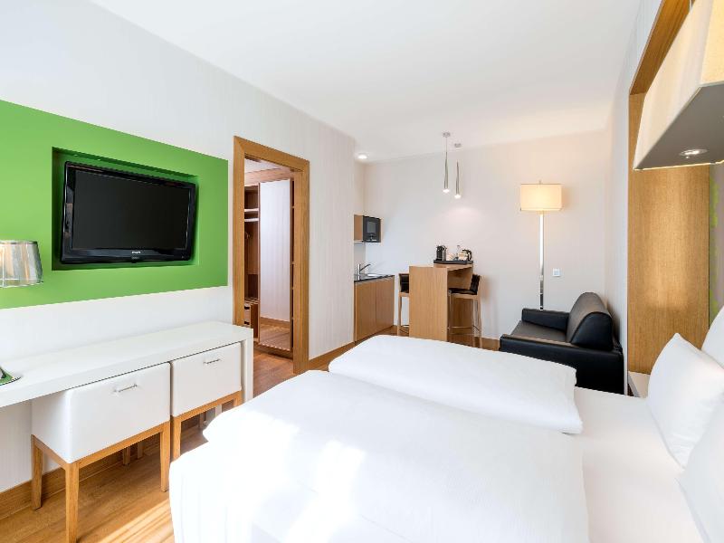 NH Frankfurt Messe  image
