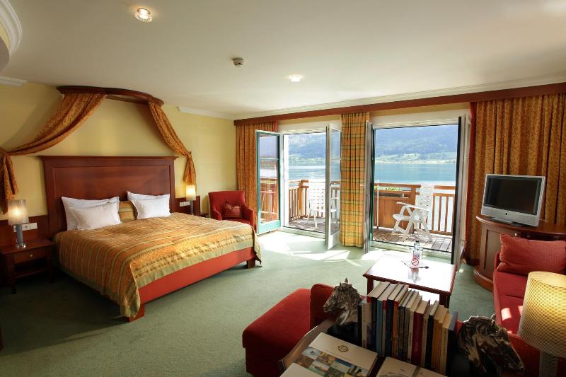 Romantik Hotel Im Weissen Roessl image