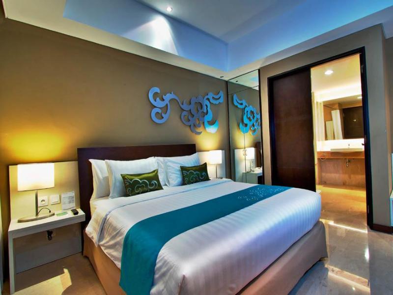 Soll Marina Hotel & Conference Centre Bangka image