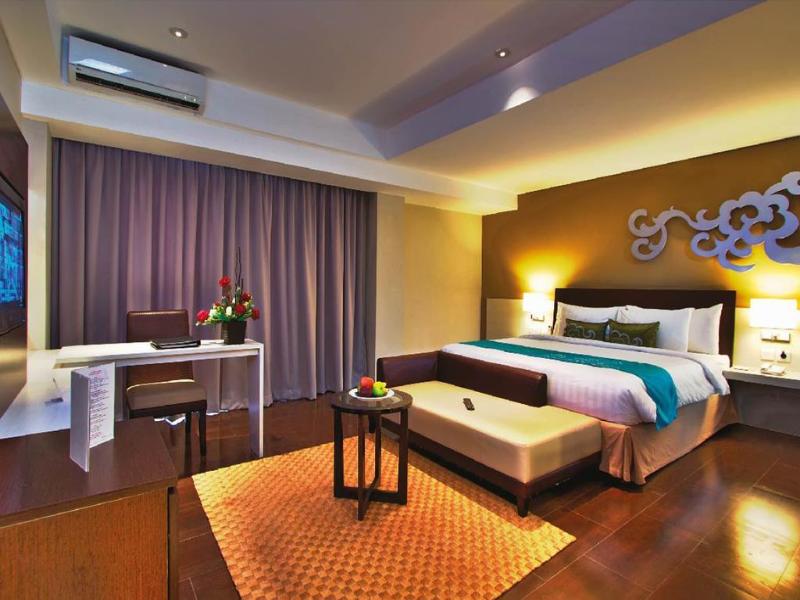 Soll Marina Hotel & Conference Centre Bangka image