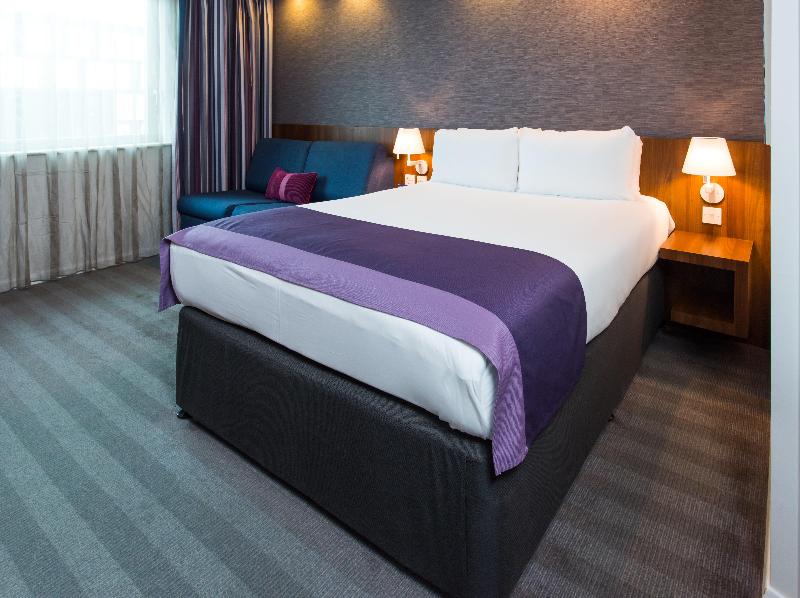 Holiday Inn Express Lincoln City Centre image