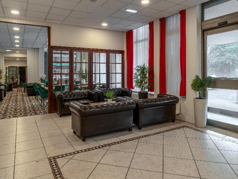 Heathlands Hotel image