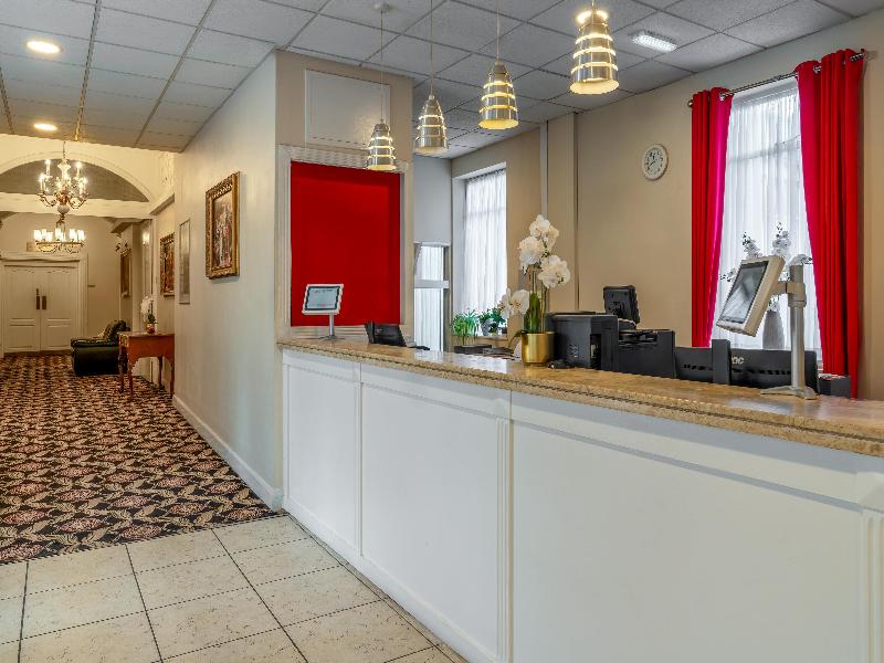 Heathlands Hotel image
