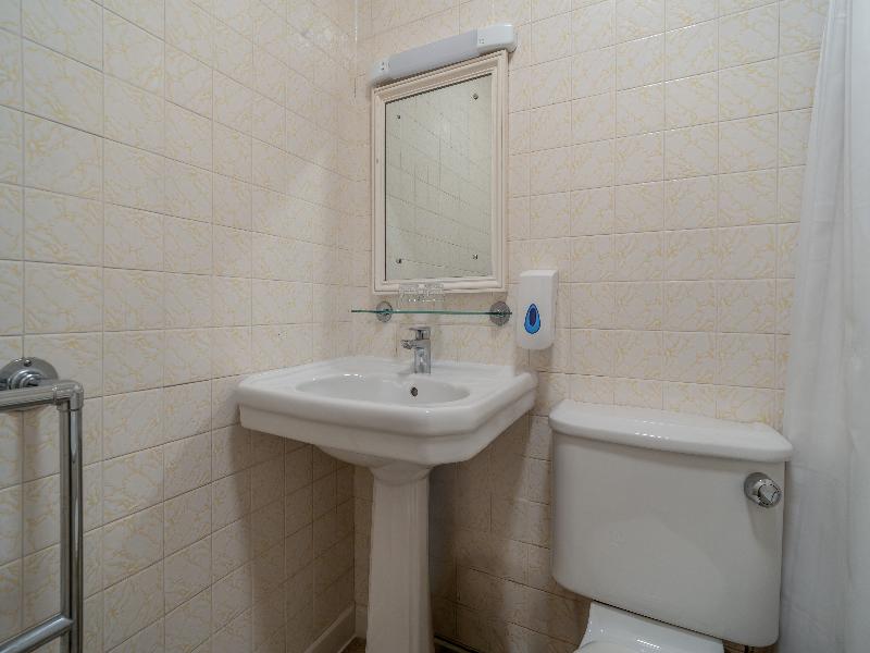 Heathlands Hotel image