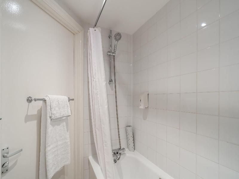 Heathlands Hotel image